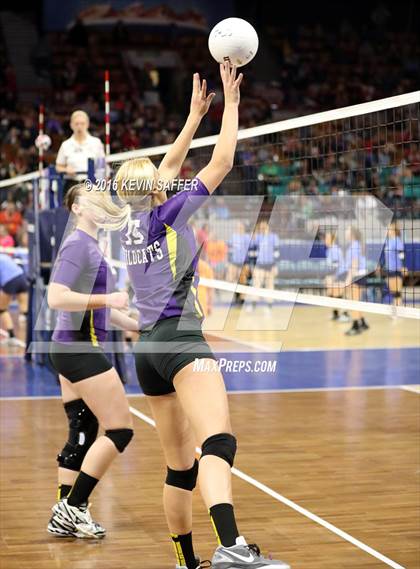 Thumbnail 1 in Kit Carson vs. Holly  (CHSAA 1A Pool Play) photogallery.