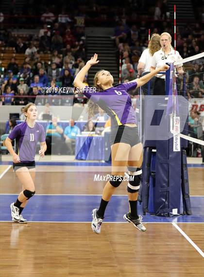 Thumbnail 3 in Kit Carson vs. Holly  (CHSAA 1A Pool Play) photogallery.