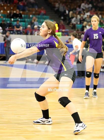 Thumbnail 3 in Kit Carson vs. Holly  (CHSAA 1A Pool Play) photogallery.