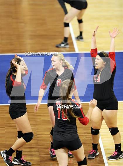Thumbnail 3 in Kit Carson vs. Holly  (CHSAA 1A Pool Play) photogallery.