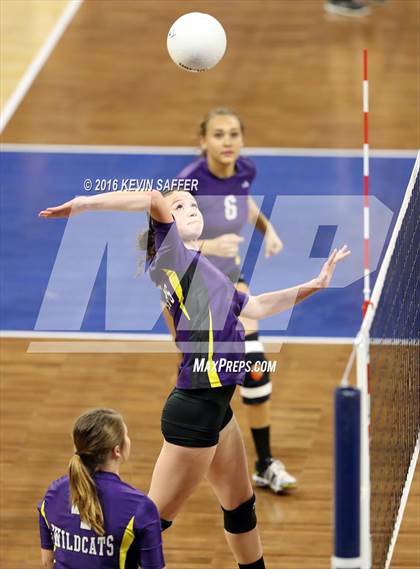 Thumbnail 3 in Kit Carson vs. Holly  (CHSAA 1A Pool Play) photogallery.