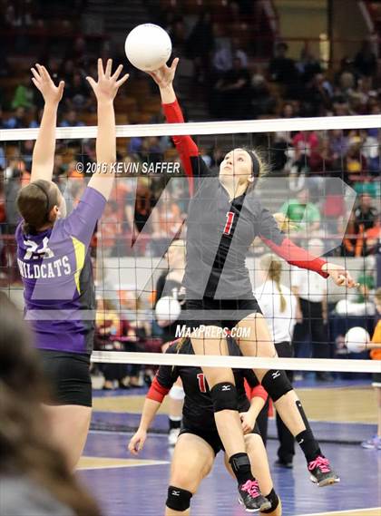 Thumbnail 3 in Kit Carson vs. Holly  (CHSAA 1A Pool Play) photogallery.