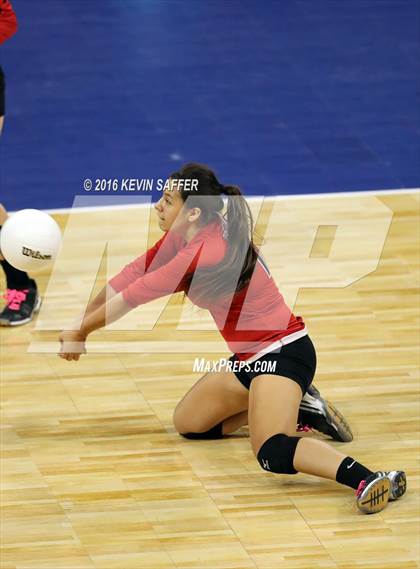 Thumbnail 3 in Kit Carson vs. Holly  (CHSAA 1A Pool Play) photogallery.