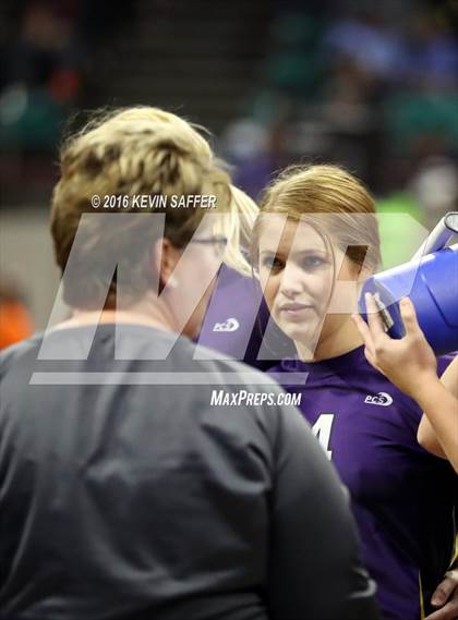 Thumbnail 3 in Kit Carson vs. Holly  (CHSAA 1A Pool Play) photogallery.