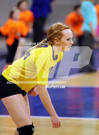 Thumbnail 3 in Kit Carson vs. Holly  (CHSAA 1A Pool Play) photogallery.