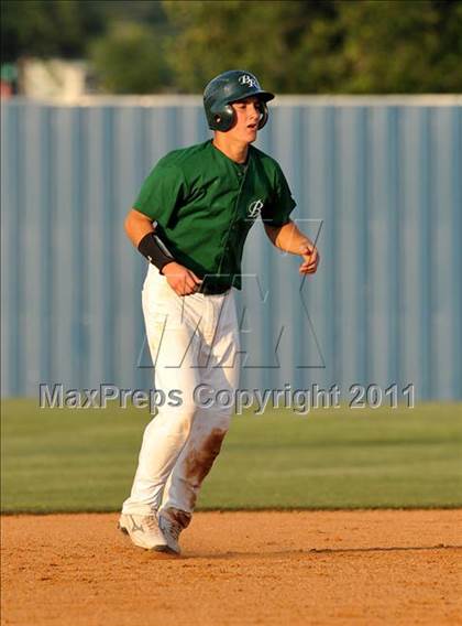 Thumbnail 3 in Blue Ridge vs Dodd City (UIL 1A Region 2 final) photogallery.