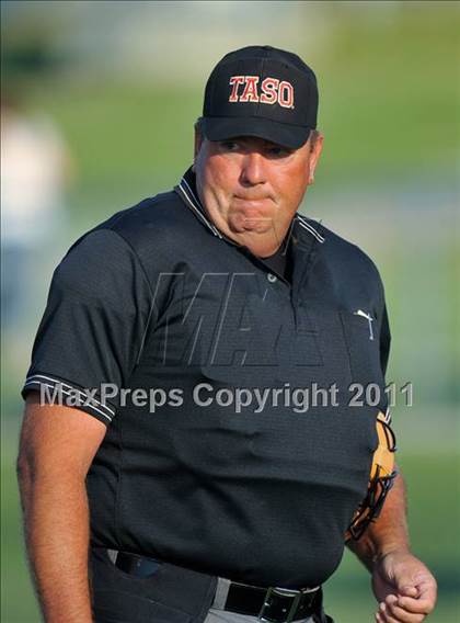 Thumbnail 1 in Blue Ridge vs Dodd City (UIL 1A Region 2 final) photogallery.