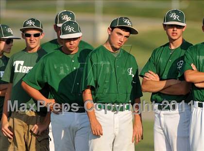 Thumbnail 2 in Blue Ridge vs Dodd City (UIL 1A Region 2 final) photogallery.