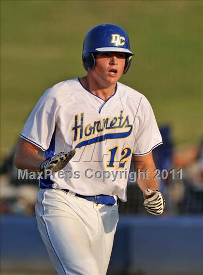 Thumbnail 1 in Blue Ridge vs Dodd City (UIL 1A Region 2 final) photogallery.