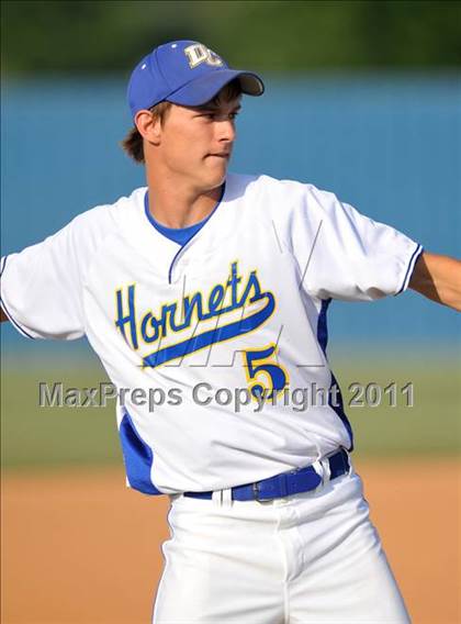 Thumbnail 1 in Blue Ridge vs Dodd City (UIL 1A Region 2 final) photogallery.