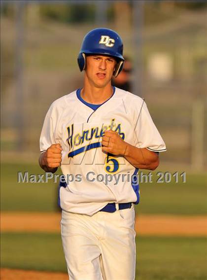 Thumbnail 1 in Blue Ridge vs Dodd City (UIL 1A Region 2 final) photogallery.