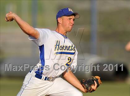 Thumbnail 2 in Blue Ridge vs Dodd City (UIL 1A Region 2 final) photogallery.