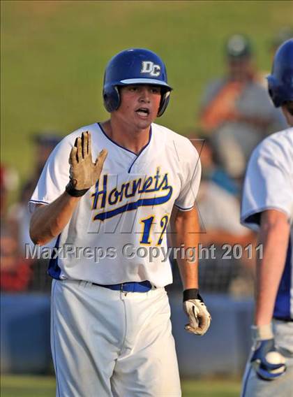 Thumbnail 2 in Blue Ridge vs Dodd City (UIL 1A Region 2 final) photogallery.