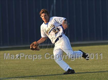Thumbnail 2 in Blue Ridge vs Dodd City (UIL 1A Region 2 final) photogallery.