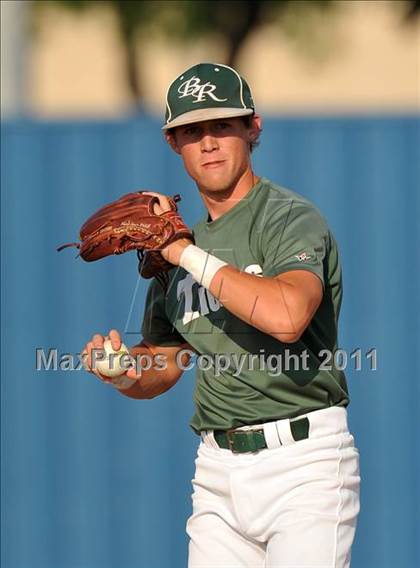 Thumbnail 3 in Blue Ridge vs Dodd City (UIL 1A Region 2 final) photogallery.