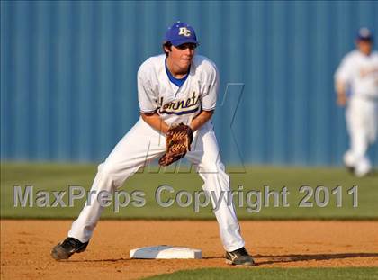 Thumbnail 2 in Blue Ridge vs Dodd City (UIL 1A Region 2 final) photogallery.