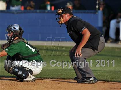 Thumbnail 2 in Blue Ridge vs Dodd City (UIL 1A Region 2 final) photogallery.