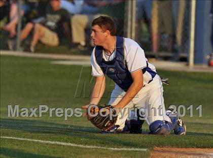 Thumbnail 2 in Blue Ridge vs Dodd City (UIL 1A Region 2 final) photogallery.