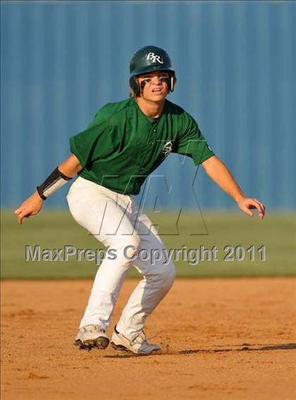 Thumbnail 1 in Blue Ridge vs Dodd City (UIL 1A Region 2 final) photogallery.