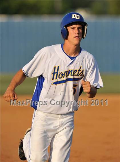 Thumbnail 1 in Blue Ridge vs Dodd City (UIL 1A Region 2 final) photogallery.