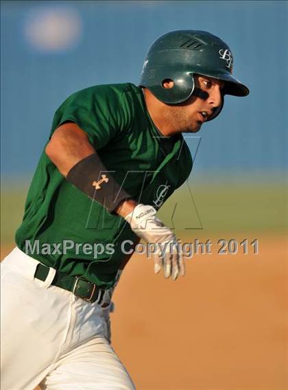 Thumbnail 3 in Blue Ridge vs Dodd City (UIL 1A Region 2 final) photogallery.