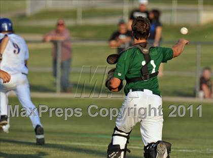 Thumbnail 1 in Blue Ridge vs Dodd City (UIL 1A Region 2 final) photogallery.