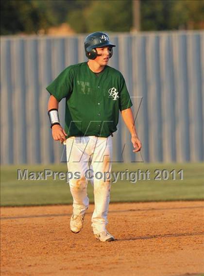 Thumbnail 2 in Blue Ridge vs Dodd City (UIL 1A Region 2 final) photogallery.