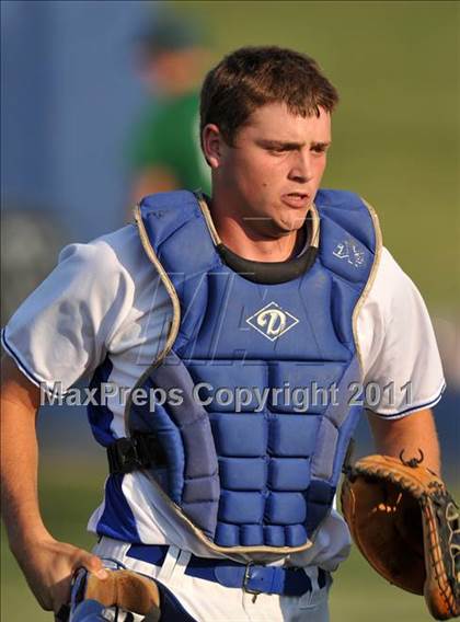 Thumbnail 2 in Blue Ridge vs Dodd City (UIL 1A Region 2 final) photogallery.