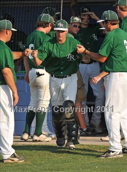 Thumbnail 2 in Blue Ridge vs Dodd City (UIL 1A Region 2 final) photogallery.