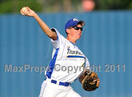 Thumbnail 2 in Blue Ridge vs Dodd City (UIL 1A Region 2 final) photogallery.