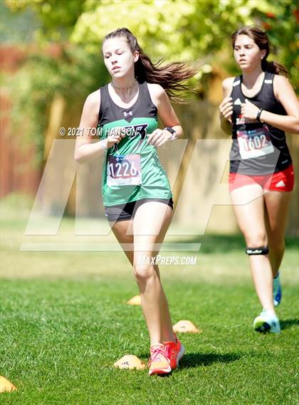 Thumbnail 2 in John Martin XC Invitational photogallery.