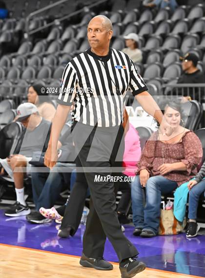Thumbnail 2 in Mingus vs. Moon Valley (Hoopin' It Up At The Arena) photogallery.