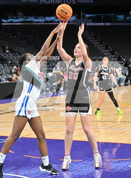 Thumbnail 1 in Mingus vs. Moon Valley (Hoopin' It Up At The Arena) photogallery.