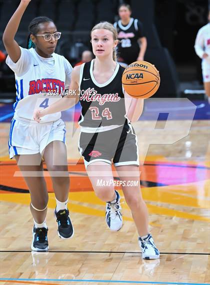 Thumbnail 1 in Mingus vs. Moon Valley (Hoopin' It Up At The Arena) photogallery.
