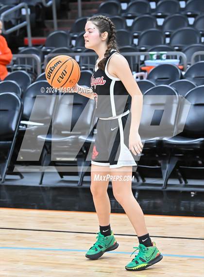Thumbnail 3 in Mingus vs. Moon Valley (Hoopin' It Up At The Arena) photogallery.