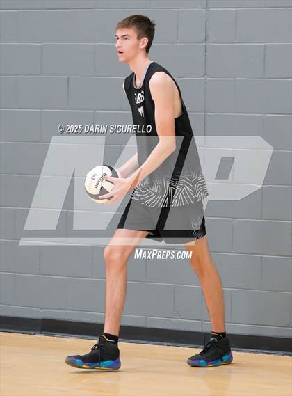 Thumbnail 2 in Horizon Honors vs. South Mountain (Epic Tourneys Invite) photogallery.