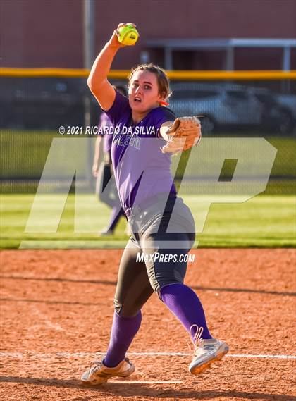 Thumbnail 3 in Foster vs Angleton photogallery.