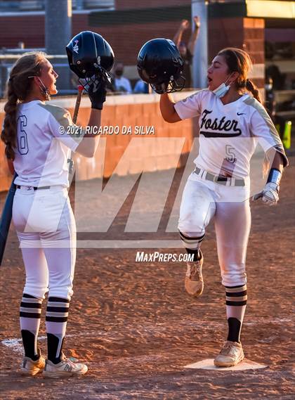 Thumbnail 2 in Foster vs Angleton photogallery.