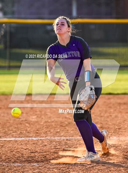 Thumbnail 2 in Foster vs Angleton photogallery.