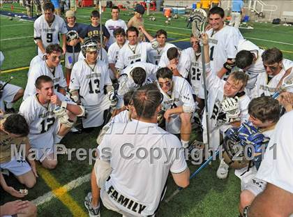 Thumbnail 3 in Cold Spring Harbor vs. Bayport-Blue Point (Class C Regional Final) photogallery.
