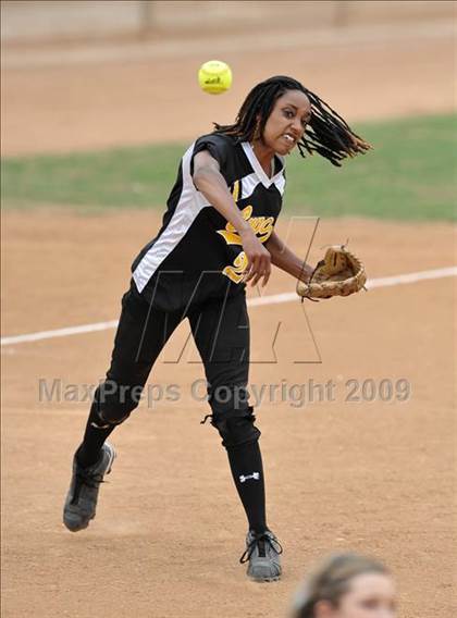 Thumbnail 3 in Trabuco Hills vs. Capistrano Valley (Timberwolf Classic) photogallery.