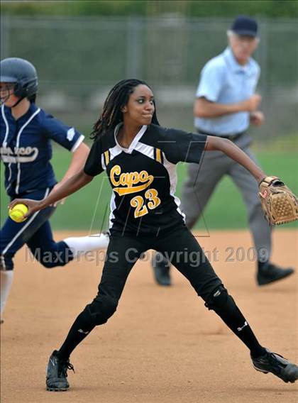 Thumbnail 2 in Trabuco Hills vs. Capistrano Valley (Timberwolf Classic) photogallery.