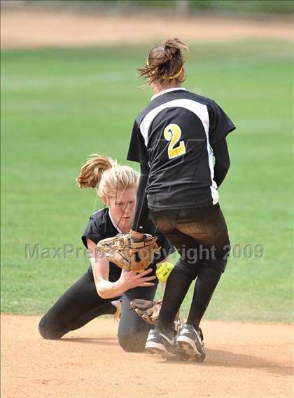 Thumbnail 2 in Trabuco Hills vs. Capistrano Valley (Timberwolf Classic) photogallery.
