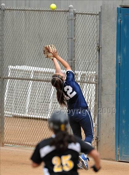 Thumbnail 3 in Trabuco Hills vs. Capistrano Valley (Timberwolf Classic) photogallery.