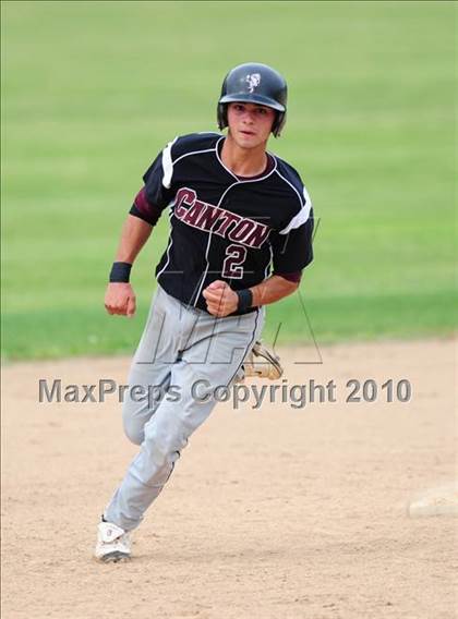 Thumbnail 2 in Coginchaug Regional vs. Canton (CIAC Class S Quarterfinal) photogallery.