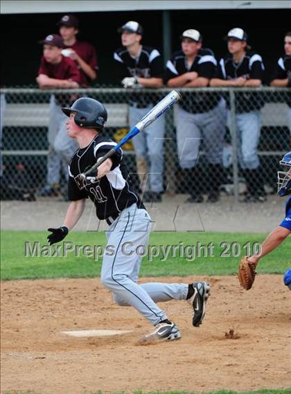 Thumbnail 2 in Coginchaug Regional vs. Canton (CIAC Class S Quarterfinal) photogallery.