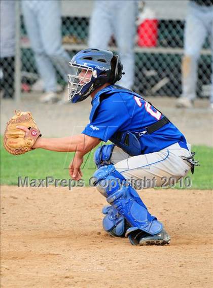 Thumbnail 3 in Coginchaug Regional vs. Canton (CIAC Class S Quarterfinal) photogallery.