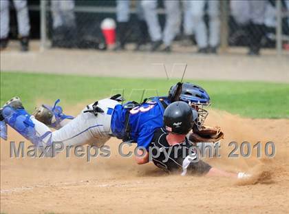 Thumbnail 2 in Coginchaug Regional vs. Canton (CIAC Class S Quarterfinal) photogallery.