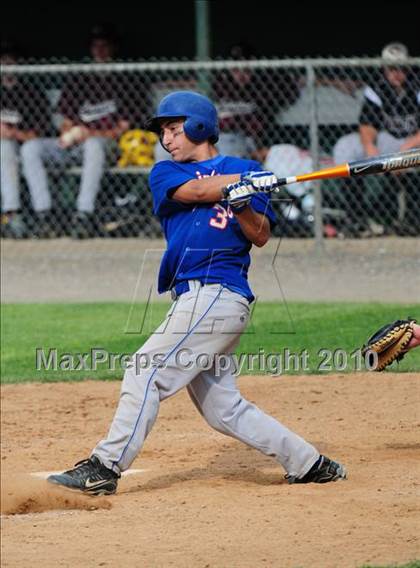 Thumbnail 1 in Coginchaug Regional vs. Canton (CIAC Class S Quarterfinal) photogallery.