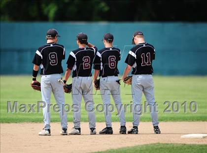 Thumbnail 2 in Coginchaug Regional vs. Canton (CIAC Class S Quarterfinal) photogallery.